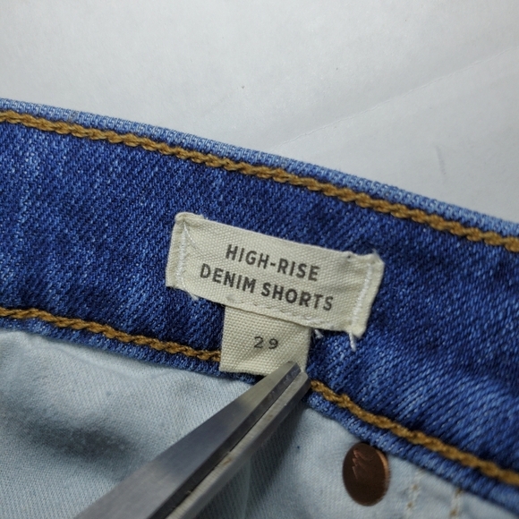 Madewell High-Rise Denim Shorts Blue in Size 29 - Picture 7 of 10